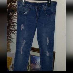 Skinny distressed jeans